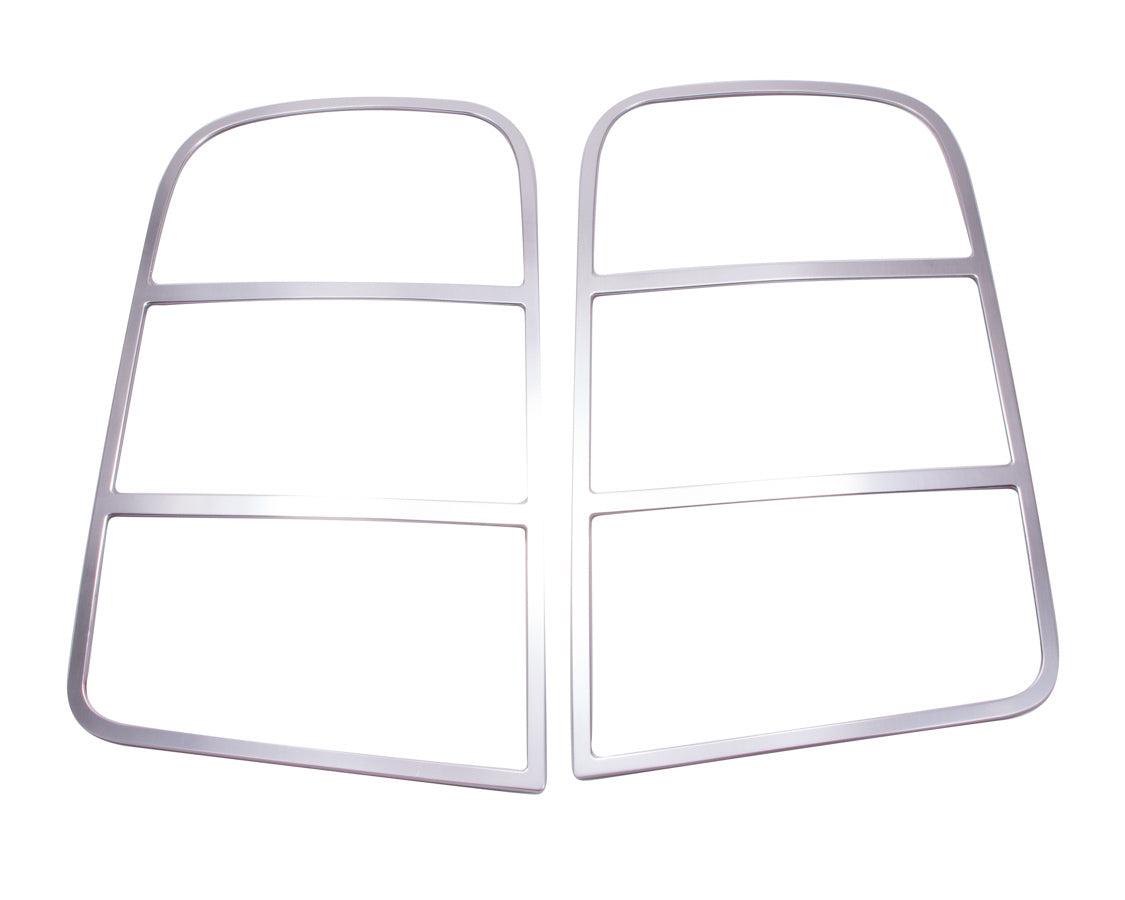 Drake Automotive Group Tail Light Trim Polished 05-09 Mustang MPN DRA5R3Z-13489-C For Ford Mustang 2005-09