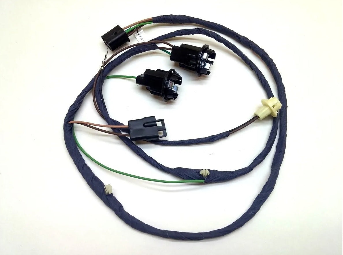 American Autowire Rear Body Light Harness AAWNV93592