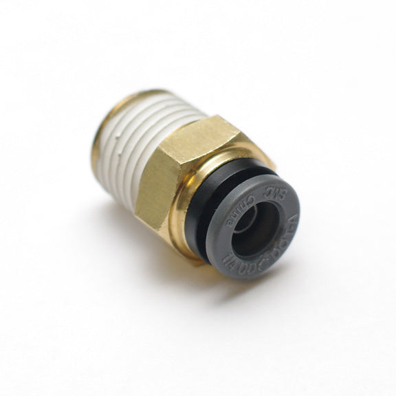 RIDETECH Fitting 1/4 NPT to 1/4 Airline ART31954000