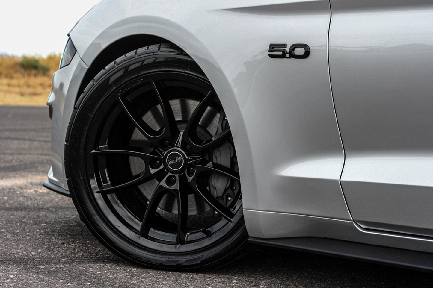 Drake Automotive Group Wheel Shelby CS 5 19x9.5 Gloss Black DRACS5-995534-B