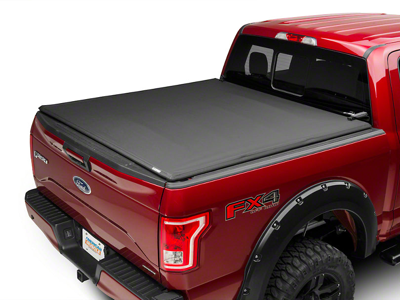 LUND 15- Ford F150 5.5' Bed Tonneau Cover LUN958172