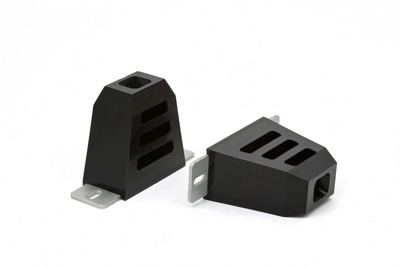 Daystar Products International Universal Bump Stop 4.5 in T x 4.5in L x 2.5in MPN DASKU09016BK For Universal use