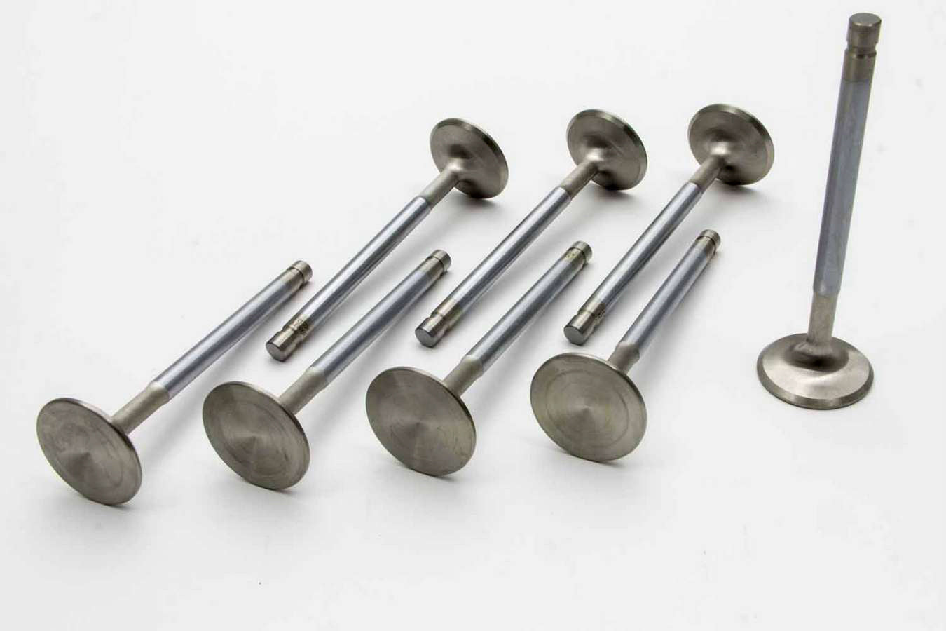 Manley BBC R/F 1.725in Exhaust Valves MPN MAN11517-8 For Chevy